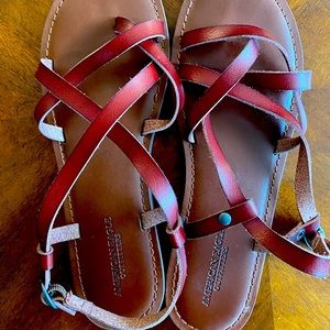 American Eagle sandals